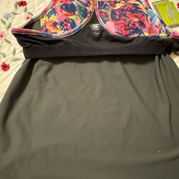 Sketchers Sz L Activewear Top NWT😊😊 - Picture 13 of 13